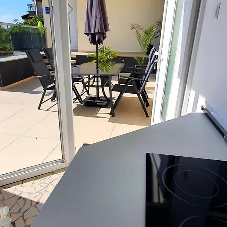 Penthouse Jacuzzi & Pool Apartmants Apartamento Opatija