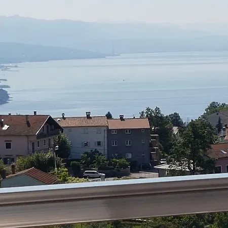 Penthouse Jacuzzi & Pool Luxury Apartment *