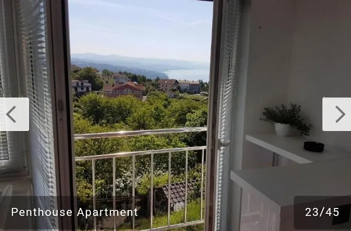 Penthouse Jacuzzi & Pool Luxury 아파트