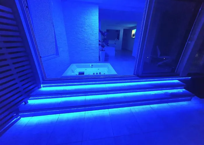 Lägenhet Penthouse Jacuzzi & Pool Luxury