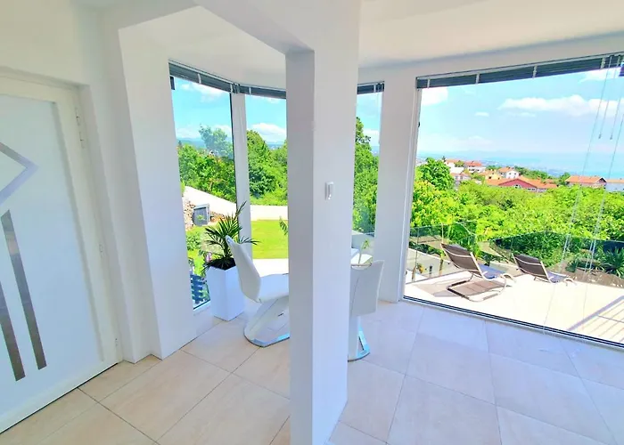 Penthouse Jacuzzi & Pool Luxury Lägenhet