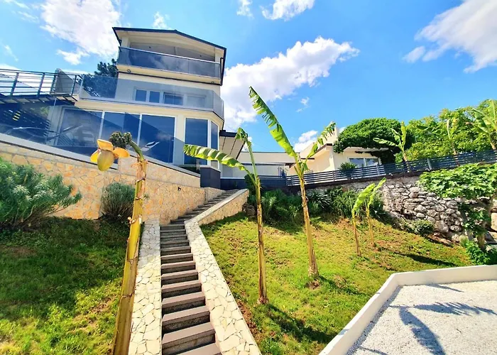 Penthouse Jacuzzi & Pool Luxury 오파티아