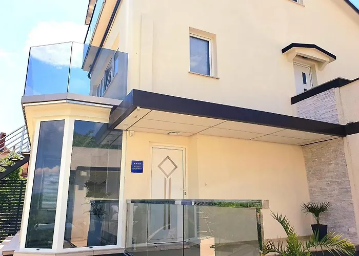 Penthouse Jacuzzi & Pool Luxury 오파티아