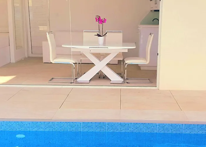 Lägenhet Penthouse Jacuzzi & Pool Luxury