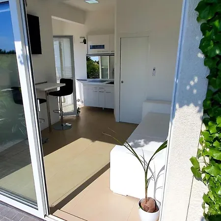 Апартаменты Penthouse Jacuzzi & Pool Luxury