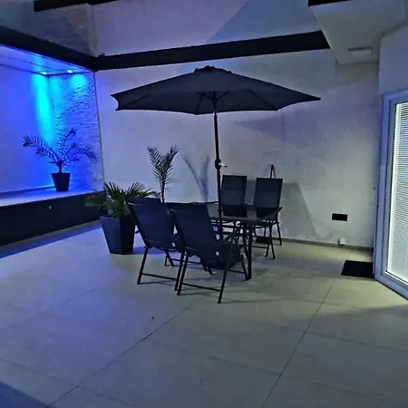 Penthouse Jacuzzi & Pool Luxury * Опатия