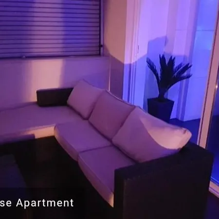Penthouse Jacuzzi & Pool Luxury אופטיה