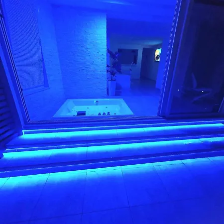 דירה Penthouse Jacuzzi & Pool Luxury