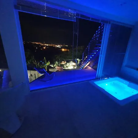 Penthouse Jacuzzi & Pool Luxury דירה אופטיה