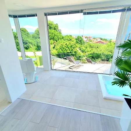 Apartment Penthouse Jacuzzi & Pool Apartmants Opatija