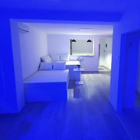 Penthouse Jacuzzi & Pool Apartmants * Opatija