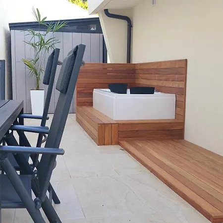 דירה Penthouse Jacuzzi & Pool Luxury