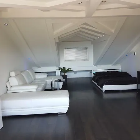 Penthouse Jacuzzi & Pool Luxury דירה אופטיה