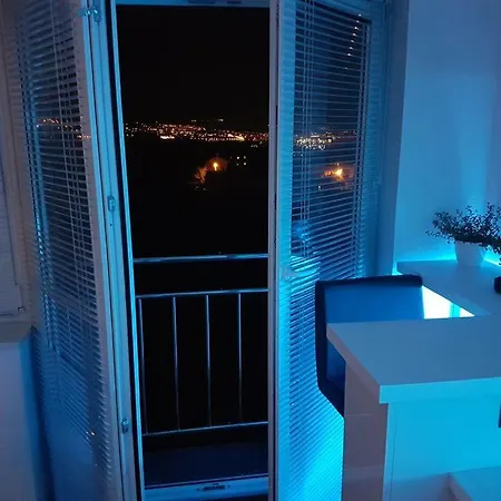 Penthouse Jacuzzi & Pool Luxury אופטיה