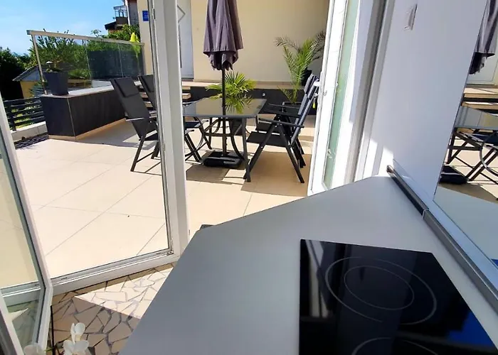 Penthouse Jacuzzi & Pool Luxury Lejlighed Opatija