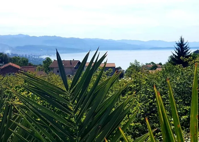 Penthouse Jacuzzi & Pool Luxury