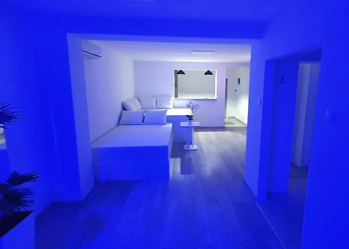 Penthouse Jacuzzi & Pool Luxury * 奥帕提亚