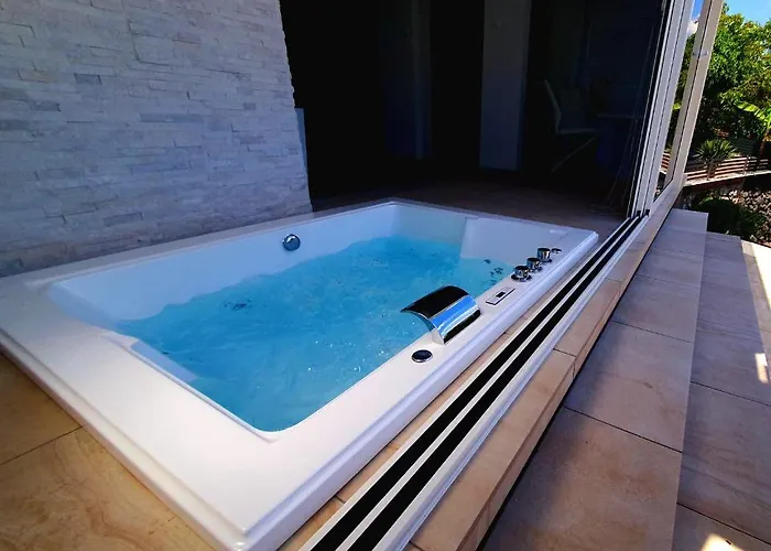 Penthouse Jacuzzi & Pool Luxury Lejlighed