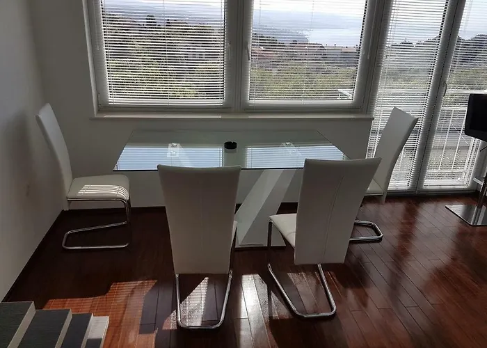 Penthouse Jacuzzi & Pool Luxury