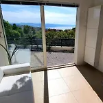 Penthouse Jacuzzi & Pool Luxury Apartman Abbázia