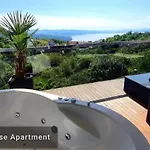 Penthouse Jacuzzi & Pool Luxury * Abbázia