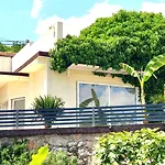 Penthouse Jacuzzi & Pool Luxury Apartman *