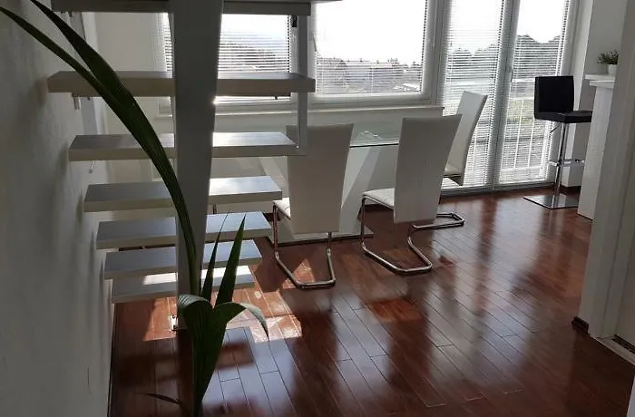 Penthouse Jacuzzi & Pool Luxury オパティヤ